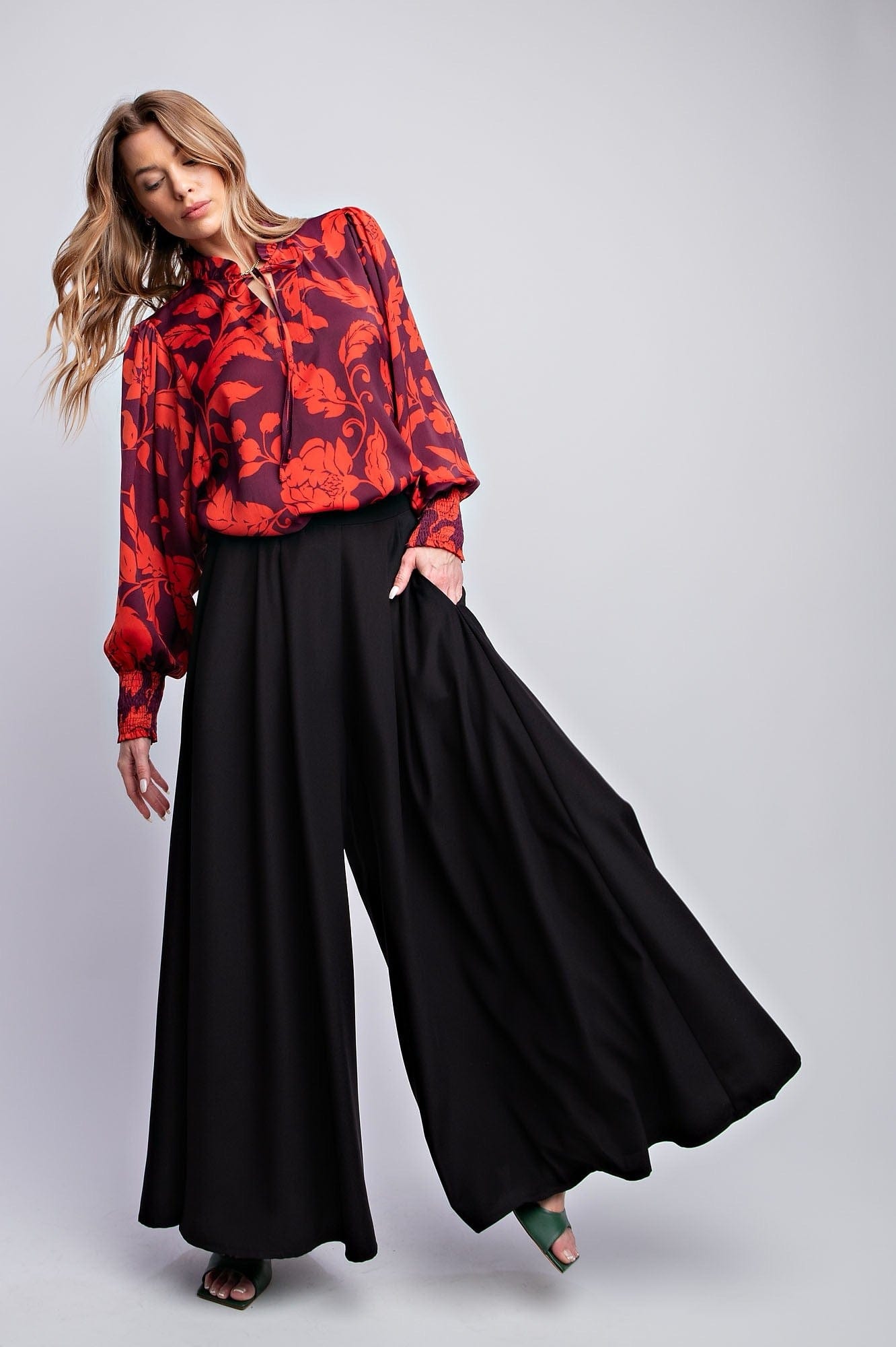 Toni's Flowy Wide Leg Trousers